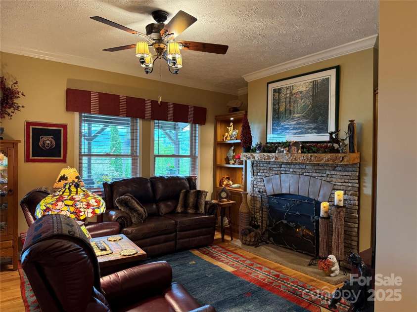 394 Hummingbird Lane, Elk Park, NC 28622.  MLS# CAR4268287, YatesRealty ID 22325. Living Area