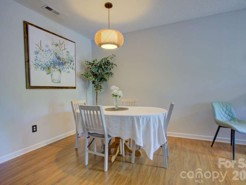 12211 Hood Bend Court, Charlotte, NC 28273.  MLS# CAR4376811, YatesRealty ID 22327. 