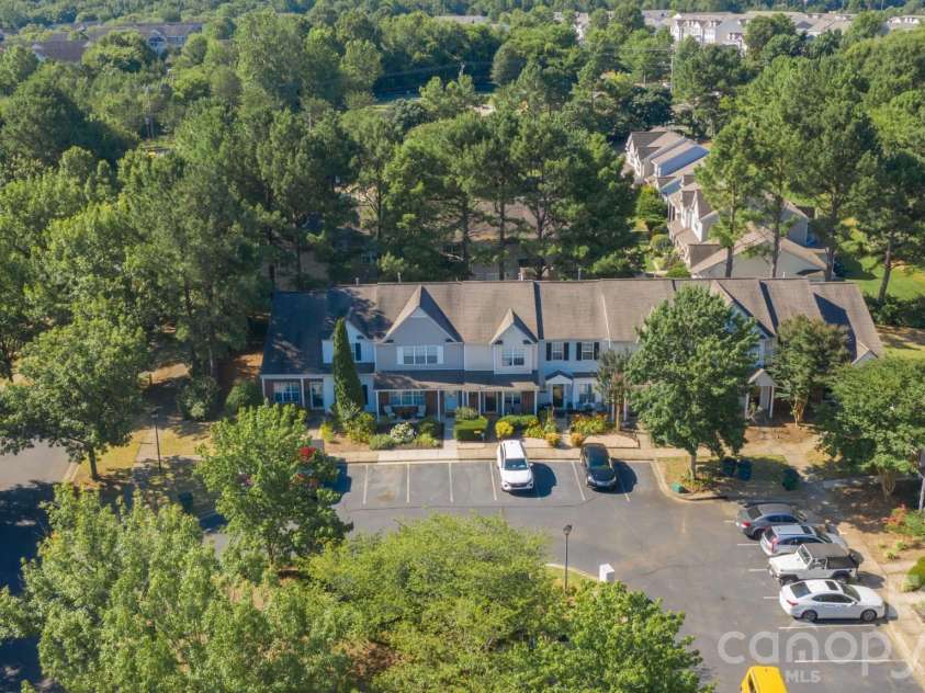 12211 Hood Bend Court, Charlotte, NC 28273.  MLS# CAR4376811, YatesRealty ID 22327. 