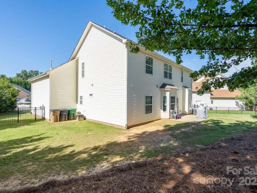 4003 Fine Robe Drive, Indian Trail, NC 28079.  MLS# CAR4267711, YatesRealty ID 22327. 