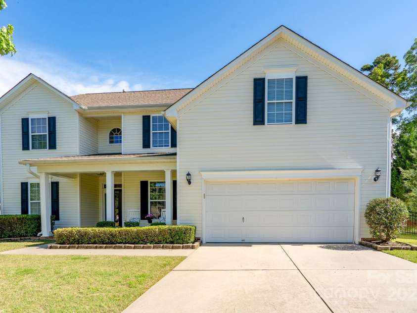 4003 Fine Robe Drive, Indian Trail, NC 28079.  MLS# CAR4267711, YatesRealty ID 22327. 