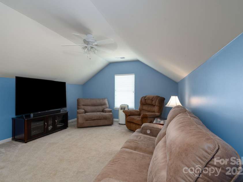 4003 Fine Robe Drive, Indian Trail, NC 28079.  MLS# CAR4267711, YatesRealty ID 22327. 