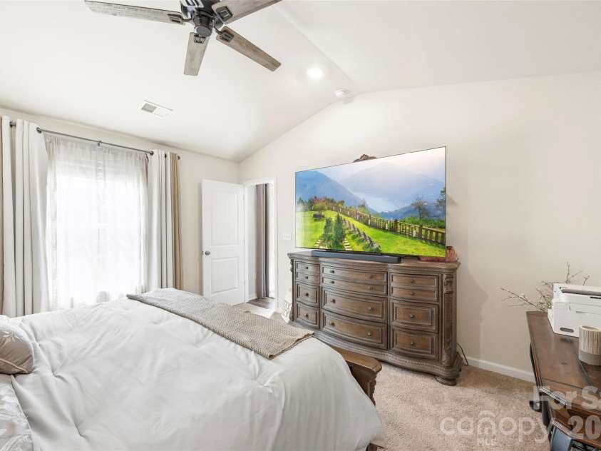 191 Belcaro Drive, Kings Mountain, NC 28086.  MLS# CAR4378367, YatesRealty ID 22328. 