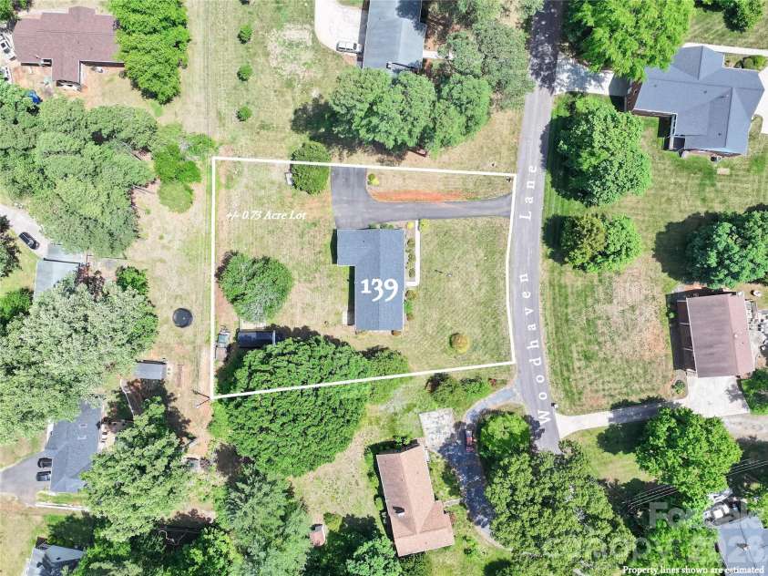 139 Woodhaven Lane, Mocksville, NC 27028.  MLS# CAR4378828, YatesRealty ID 22329. 