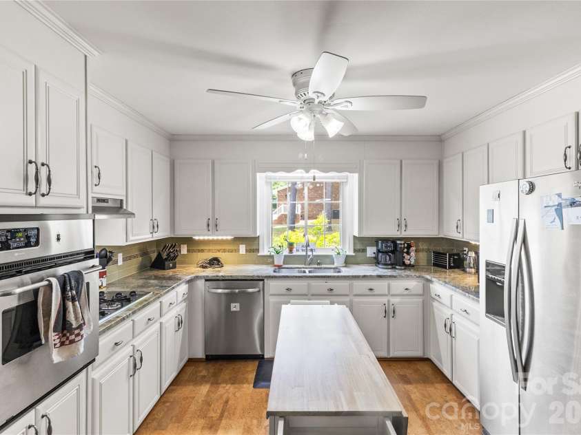 139 Woodhaven Lane, Mocksville, NC 27028.  MLS# CAR4378828, YatesRealty ID 22329. 