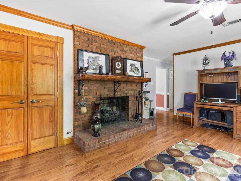 139 Woodhaven Lane, Mocksville, NC 27028.  MLS# CAR4378828, YatesRealty ID 22329. 