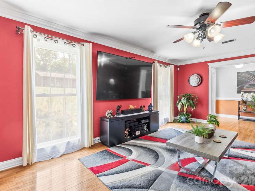 139 Woodhaven Lane, Mocksville, NC 27028.  MLS# CAR4378828, YatesRealty ID 22329. 