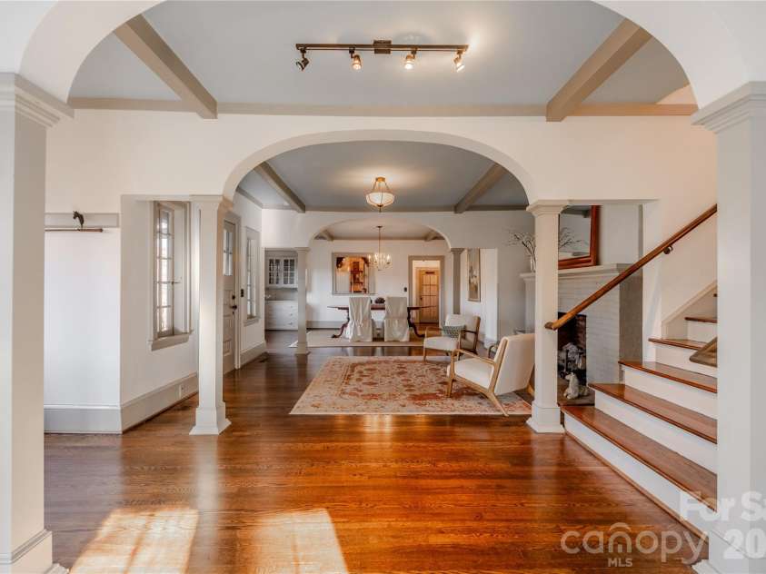 66 Fox Trot Lane, Tryon, NC 28782.  MLS# CAR4335160, YatesRealty ID 22329. 