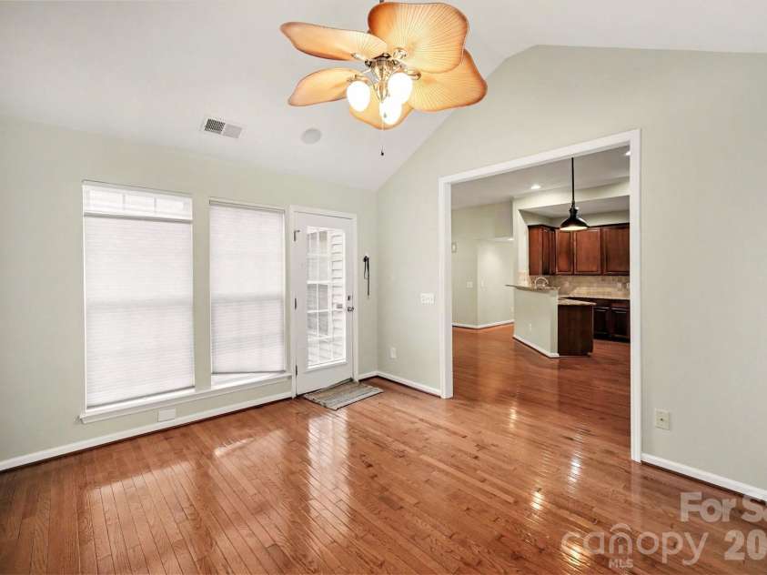 2172 Southridge Drive, Belmont, NC 28012.  MLS# CAR4377359, YatesRealty ID 22330. 