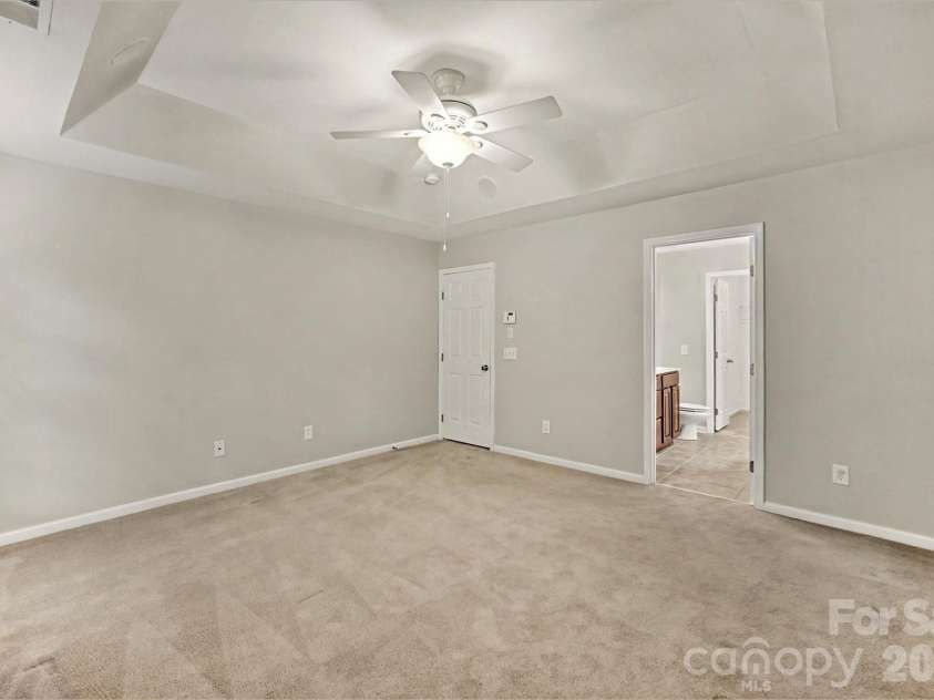 2172 Southridge Drive, Belmont, NC 28012.  MLS# CAR4377359, YatesRealty ID 22330. 