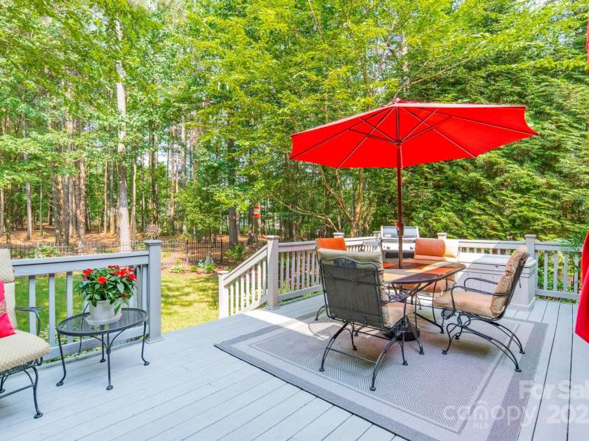 4075 Crepe Ridge Drive, Denver, NC 28037.  MLS# CAR4267494, YatesRealty ID 22332. 