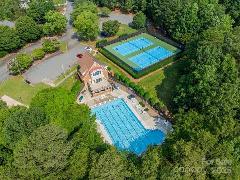 4075 Crepe Ridge Drive, Denver, NC 28037.  MLS# CAR4267494, YatesRealty ID 22332. 