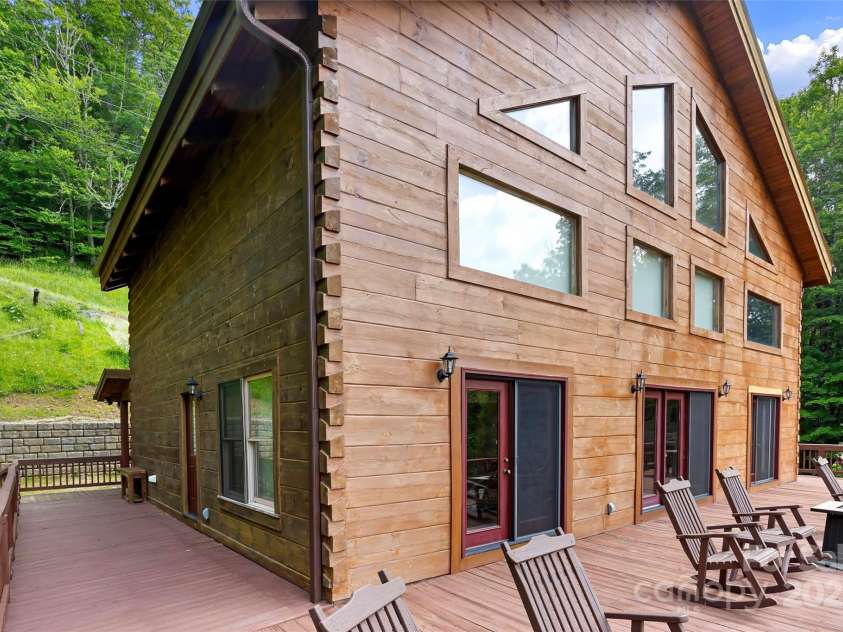 853 Granny Lewis Lane, Mars Hill, NC 28754.  MLS# CAR4269448, YatesRealty ID 22334. 