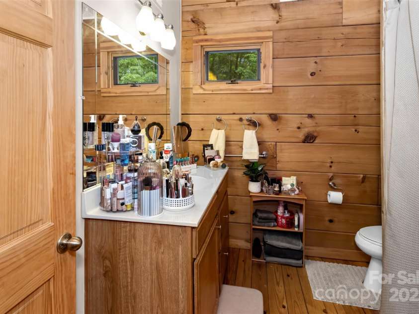 853 Granny Lewis Lane, Mars Hill, NC 28754.  MLS# CAR4269448, YatesRealty ID 22334. 