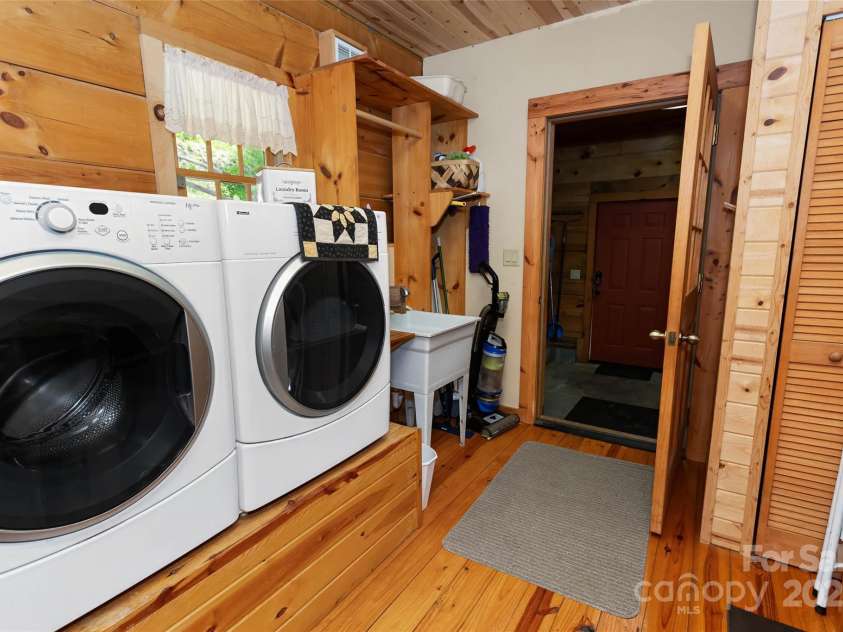 853 Granny Lewis Lane, Mars Hill, NC 28754.  MLS# CAR4269448, YatesRealty ID 22334. 