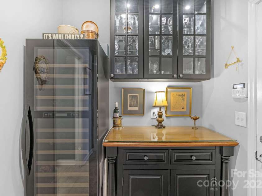 2106 Yellowstone Drive, Fort Mill, SC 29707.  MLS# CAR4252952, YatesRealty ID 22335. 