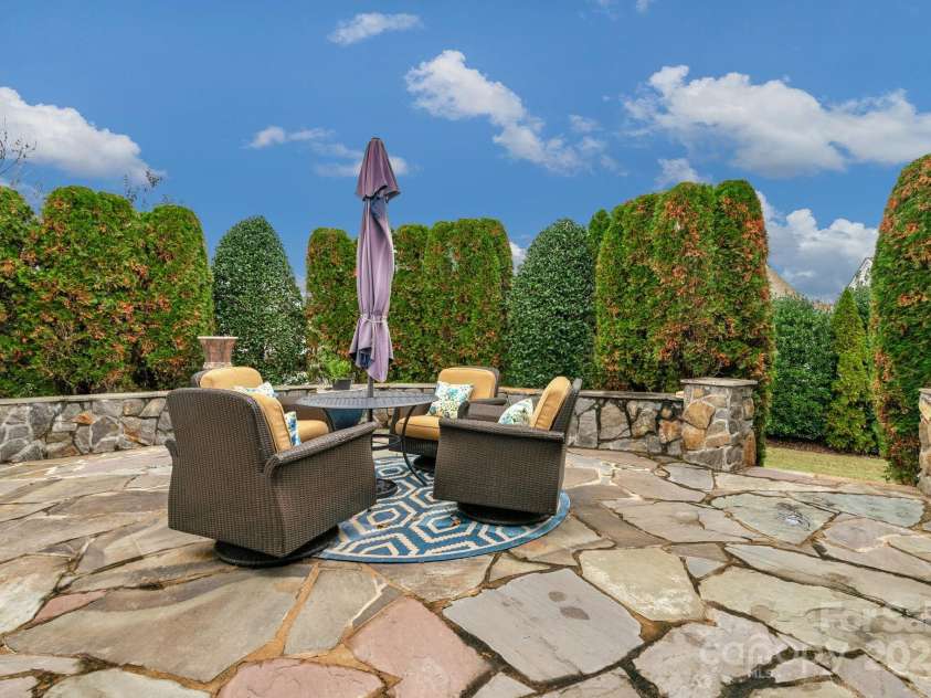 2106 Yellowstone Drive, Fort Mill, SC 29707.  MLS# CAR4252952, YatesRealty ID 22335. Private Patio off of Four Season Room