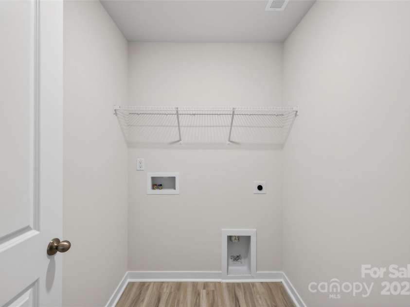 115 Rustling Waters Drive, Mooresville, NC 28117.  MLS# CAR4274544, YatesRealty ID 22336. 