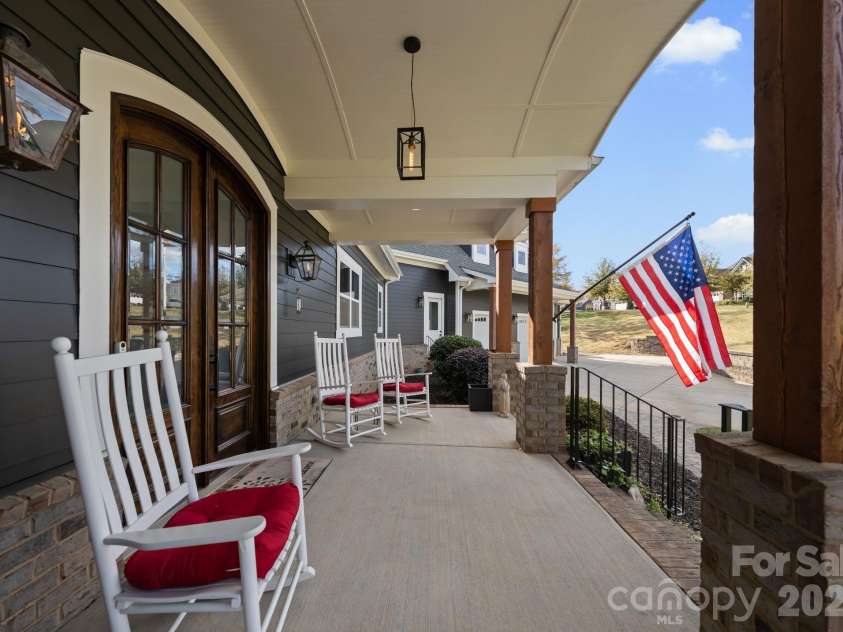 16312 Cozy Cove Road, Charlotte, NC 28278.  MLS# CAR4321861, YatesRealty ID 22338. 