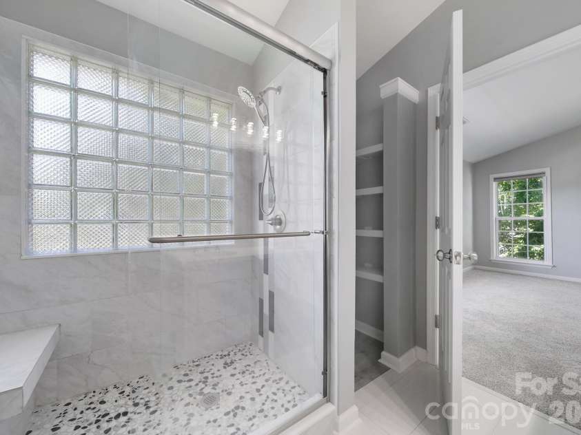 5932 Summer Fog End End, Fort Mill, SC 29708.  MLS# CAR4380144, YatesRealty ID 22339. 