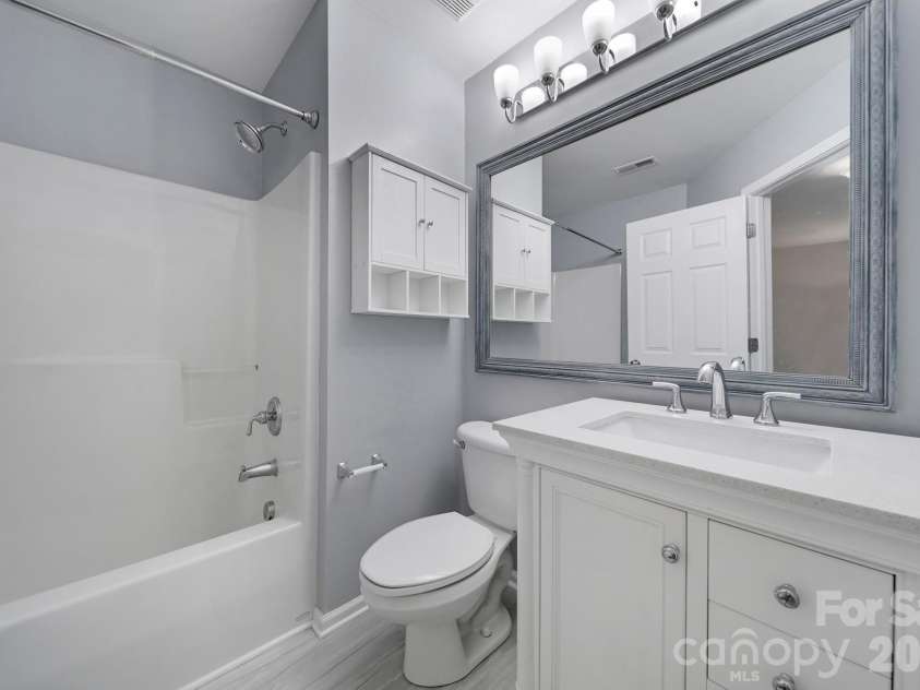 5932 Summer Fog End End, Fort Mill, SC 29708.  MLS# CAR4380144, YatesRealty ID 22339. 