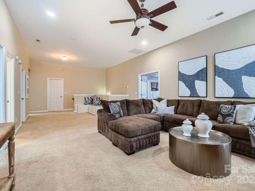 1005 Forbishire Drive, Matthews, NC 28104.  MLS# CAR4228629, YatesRealty ID 2234. 2nd Floor Loft