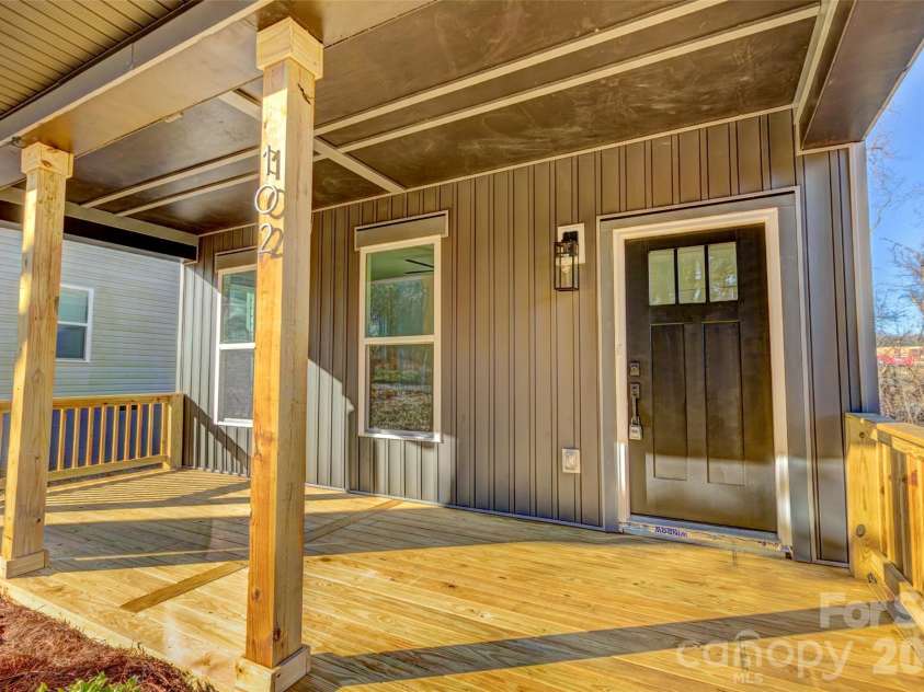 102 Park Street, Shelby, NC 28150.  MLS# CAR4329815, YatesRealty ID 2234. 