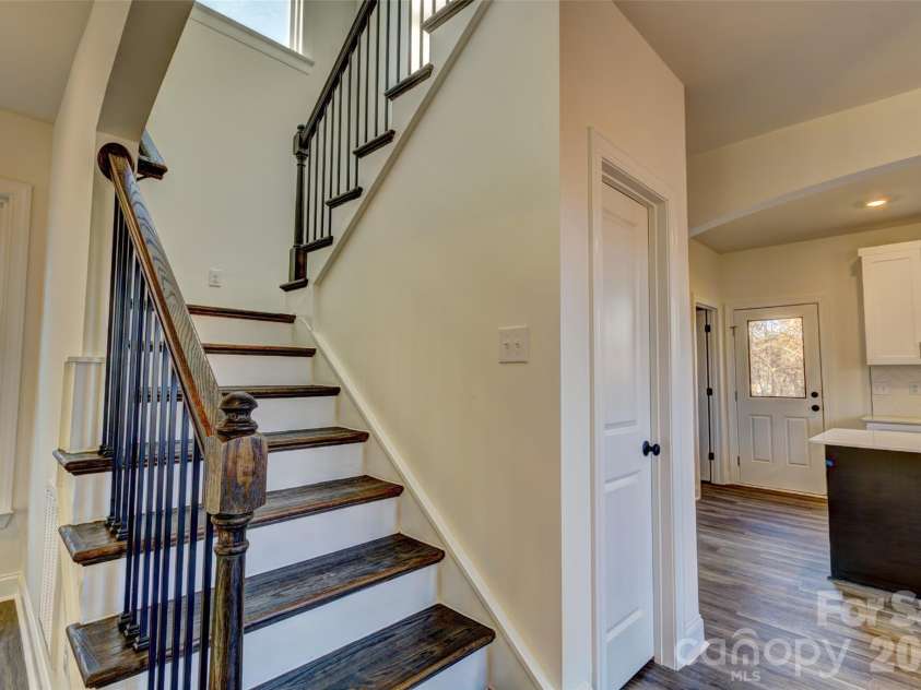 102 Park Street, Shelby, NC 28150.  MLS# CAR4329815, YatesRealty ID 2234. 