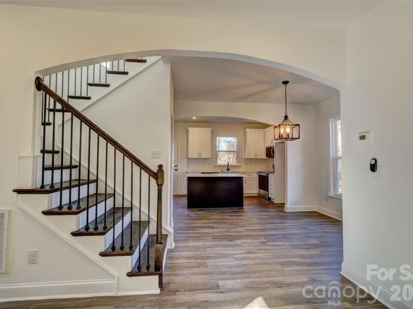 102 Park Street, Shelby, NC 28150.  MLS# CAR4329815, YatesRealty ID 2234. 