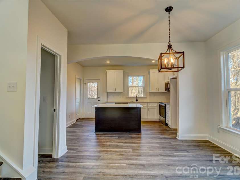 102 Park Street, Shelby, NC 28150.  MLS# CAR4329815, YatesRealty ID 2234. 