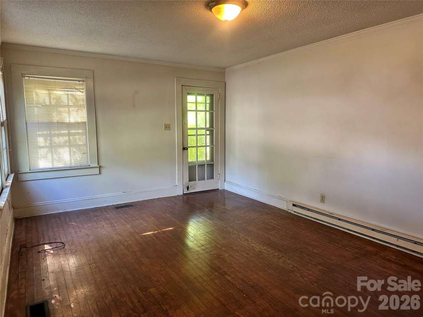 359 Grice Street, Shelby, NC 28150.  MLS# CAR4379797, YatesRealty ID 22340. 