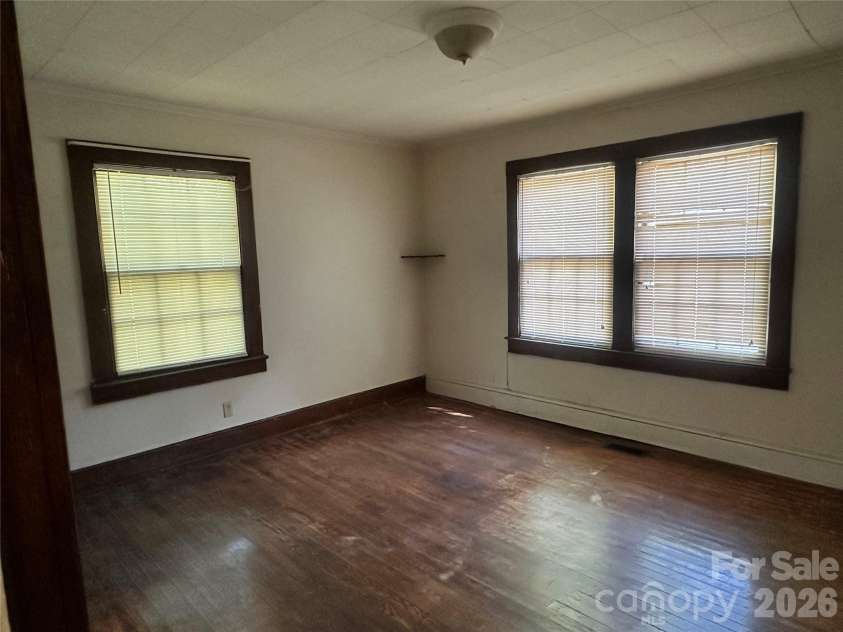 359 Grice Street, Shelby, NC 28150.  MLS# CAR4379797, YatesRealty ID 22340. 