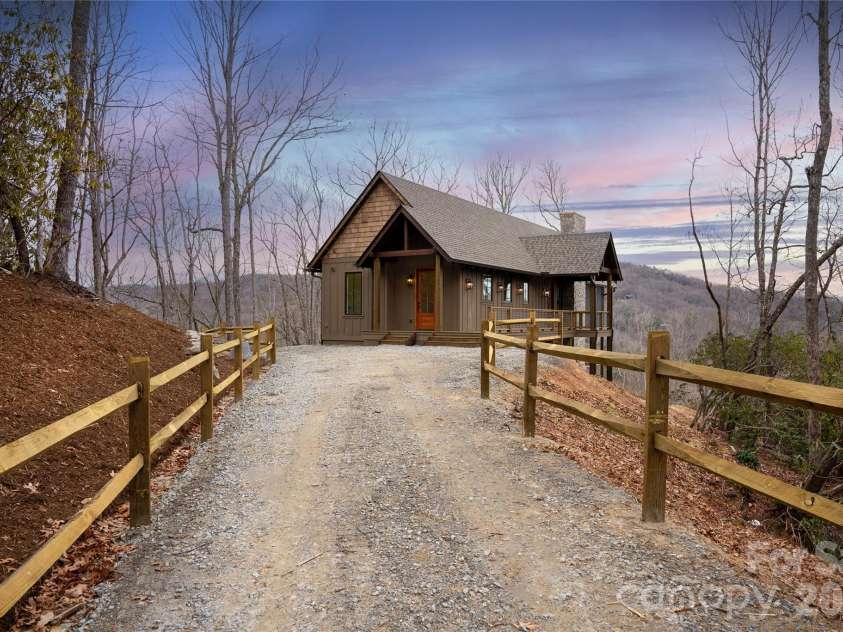 371 Falls View Drive, Pisgah Forest, NC 28768.  MLS# CAR4242719, YatesRealty ID 22341. 