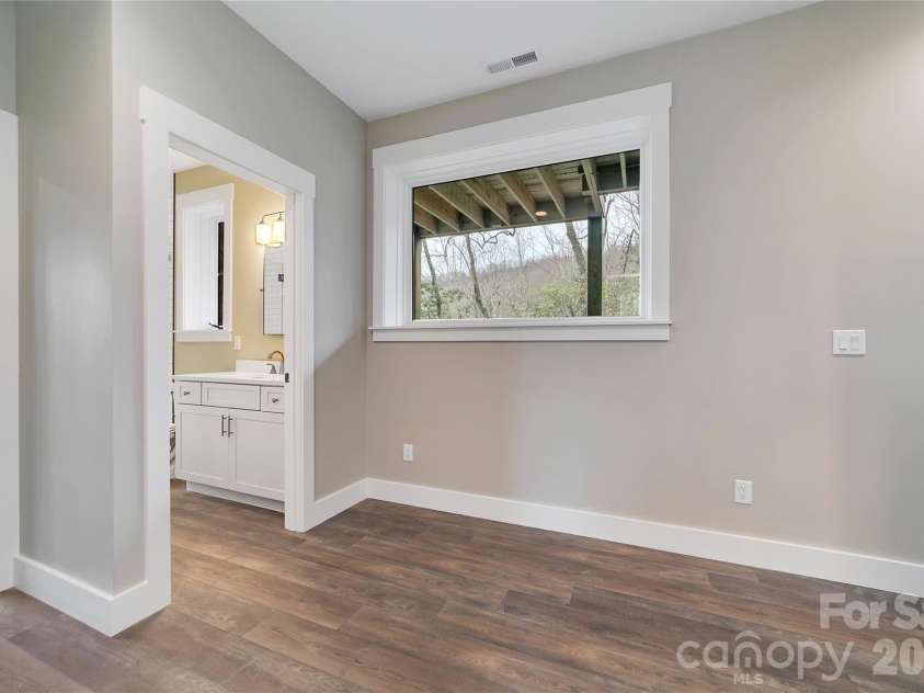 371 Falls View Drive, Pisgah Forest, NC 28768.  MLS# CAR4242719, YatesRealty ID 22341. 
