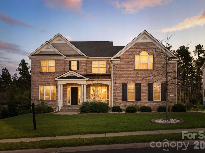 374 Hampton Trail Drive, Fort Mill, SC 29708.  MLS# CAR4319252, YatesRealty ID 22342. 