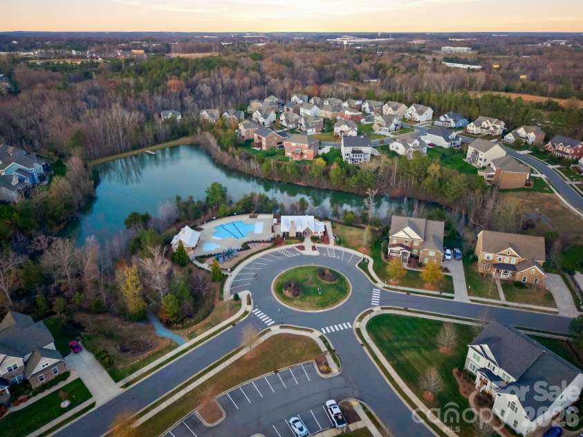 374 Hampton Trail Drive, Fort Mill, SC 29708.  MLS# CAR4319252, YatesRealty ID 22342. 