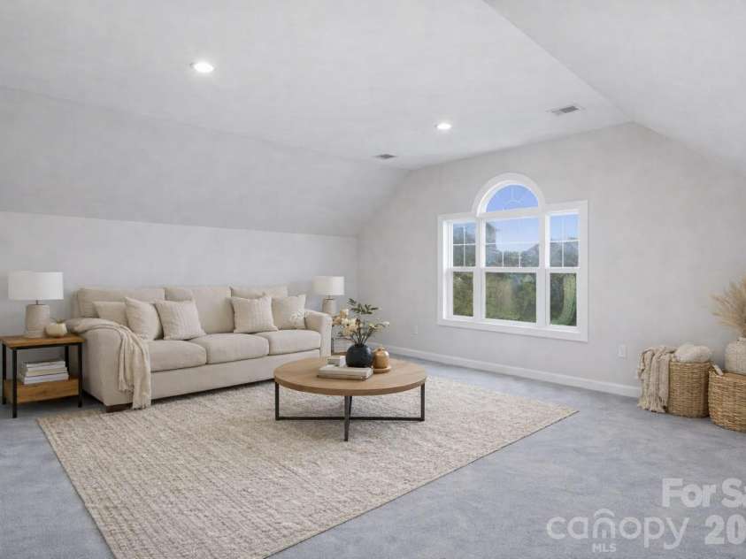 374 Hampton Trail Drive, Fort Mill, SC 29708.  MLS# CAR4319252, YatesRealty ID 22342. 
