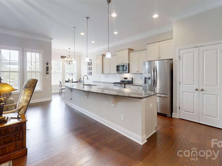 123 Hanks Bluff Drive, Mooresville, NC 28117.  MLS# CAR4258464, YatesRealty ID 22343. 