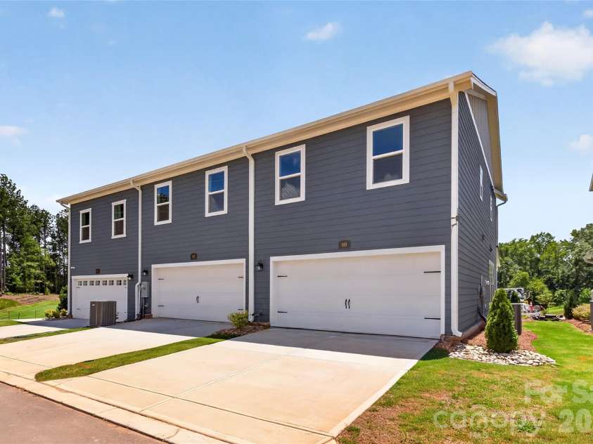 587 Cape Cod Way, Rock Hill, SC 29732.  MLS# CAR4353008, YatesRealty ID 22343. 