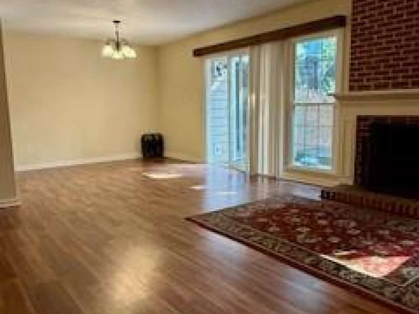 9125 Vicksburg Park Court, Charlotte, NC 28210.  MLS# CAR4269096, YatesRealty ID 22345. 