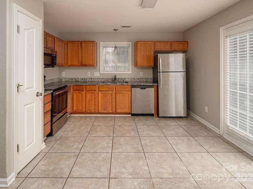 8432 Spirea Court, Charlotte, NC 28215.  MLS# CAR4263709, YatesRealty ID 22346. 