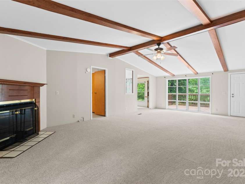 1773 Baldwin Lane, Lincolnton, NC 28092.  MLS# CAR4267310, YatesRealty ID 22347. 