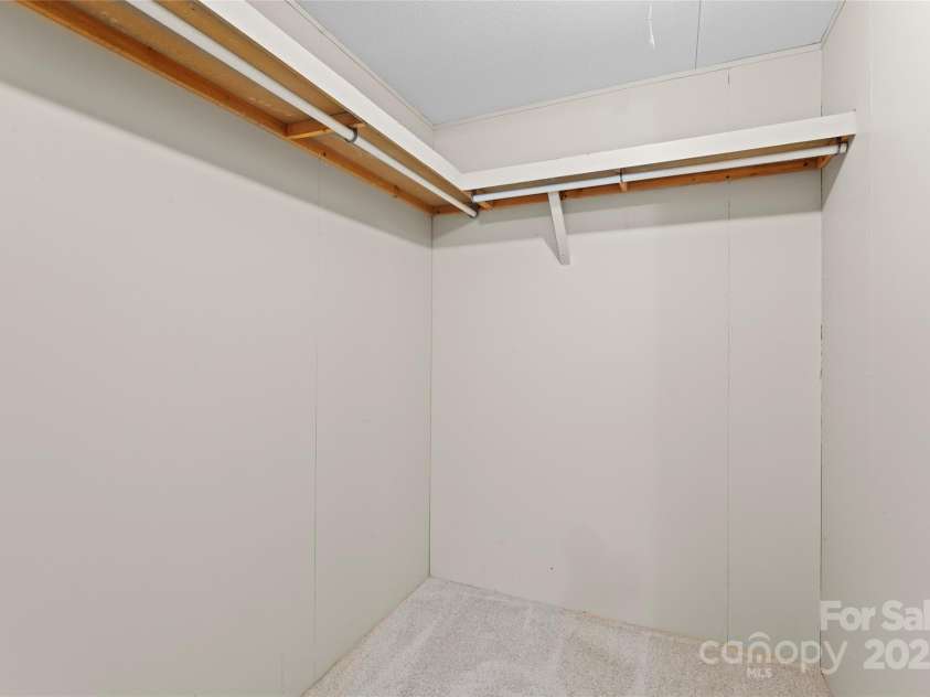 1773 Baldwin Lane, Lincolnton, NC 28092.  MLS# CAR4267310, YatesRealty ID 22347. 