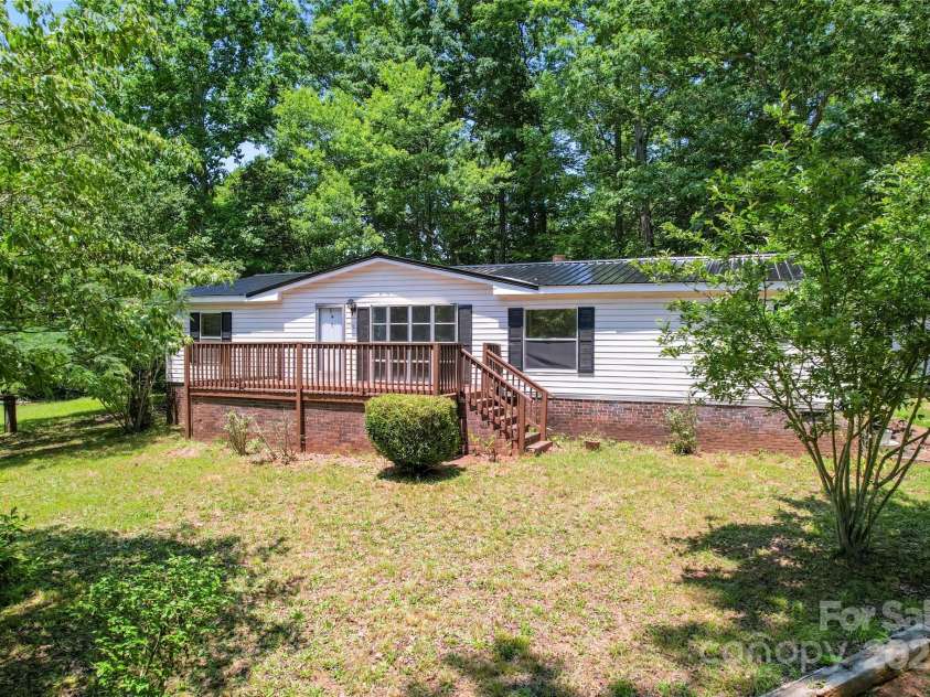 1773 Baldwin Lane, Lincolnton, NC 28092.  MLS# CAR4267310, YatesRealty ID 22347. 