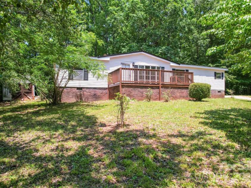1773 Baldwin Lane, Lincolnton, NC 28092.  MLS# CAR4267310, YatesRealty ID 22347. 