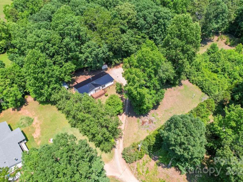 1773 Baldwin Lane, Lincolnton, NC 28092.  MLS# CAR4267310, YatesRealty ID 22347. 