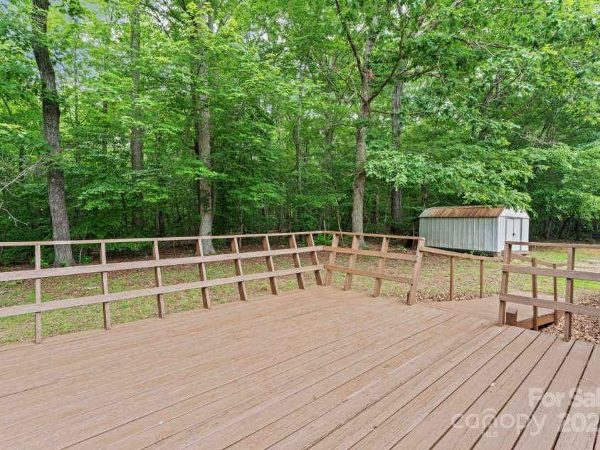 1773 Baldwin Lane, Lincolnton, NC 28092.  MLS# CAR4267310, YatesRealty ID 22347. 