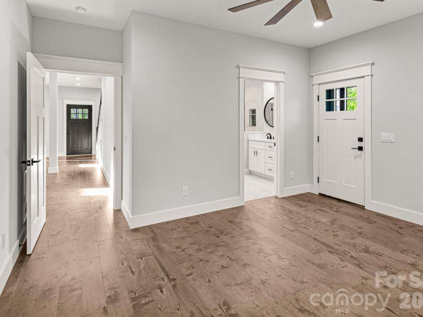 18 Winterhawk Drive, Arden, NC 28704.  MLS# CAR4370966, YatesRealty ID 22348. 