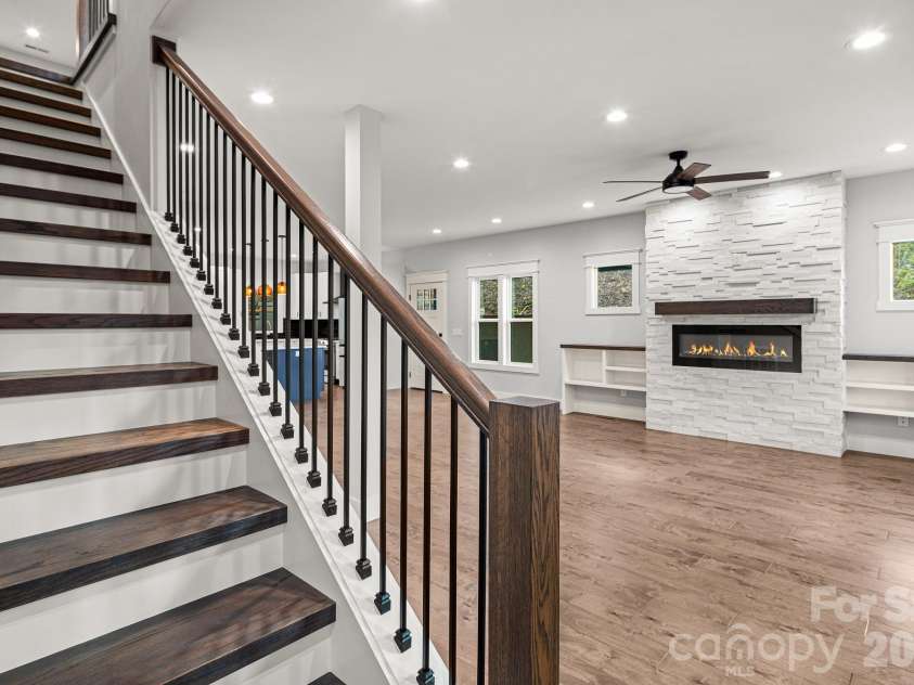 18 Winterhawk Drive, Arden, NC 28704.  MLS# CAR4370966, YatesRealty ID 22348. 