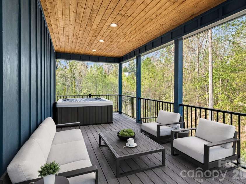 18 Winterhawk Drive, Arden, NC 28704.  MLS# CAR4370966, YatesRealty ID 22348. Virtually Staged